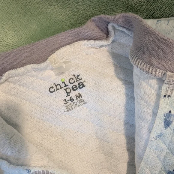 chick pea Footed Pajamas 3-6 Month - Picture 2 of 4